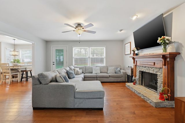 4500 Thornbridge Lane, Lexington, KY 40515