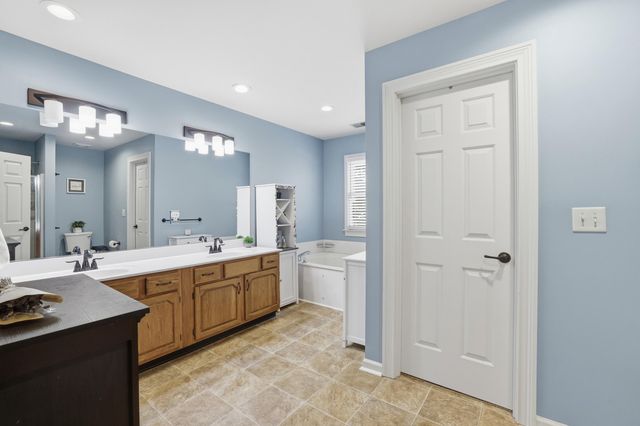 4500 Thornbridge Lane, Lexington, KY 40515