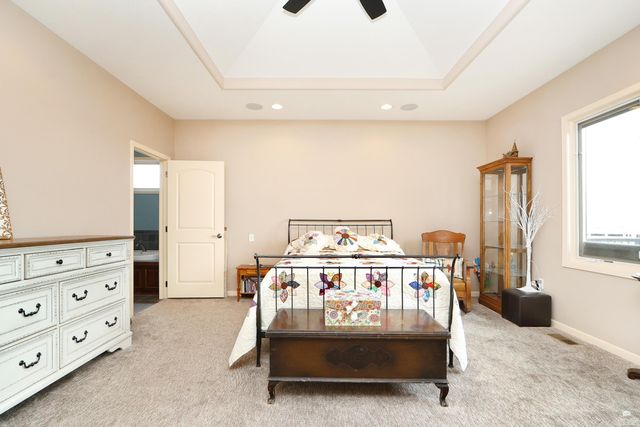 3724 Hawthorne Woods Circle, Manhattan, KS 66503