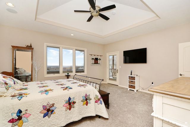 3724 Hawthorne Woods Circle, Manhattan, KS 66503