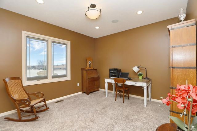 3724 Hawthorne Woods Circle, Manhattan, KS 66503