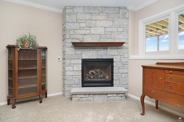 3724 Hawthorne Woods Circle, Manhattan, KS 66503