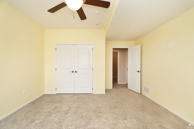 3724 Hawthorne Woods Circle, Manhattan, KS 66503