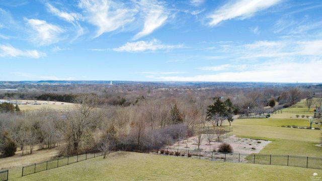 3724 Hawthorne Woods Circle, Manhattan, KS 66503