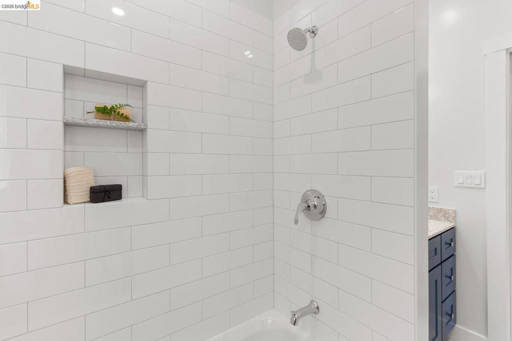 Image 22 of property listing at 1021 Colusa Ave, Berkeley, CA 94707