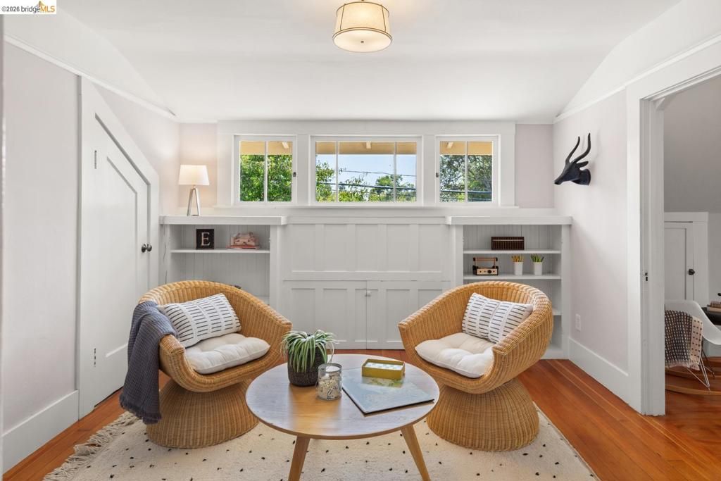 Image 26 of property listing at 1021 Colusa Ave, Berkeley, CA 94707