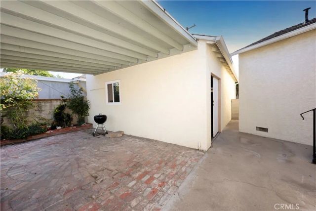 9802 Rives Avenue, Downey, CA 90240