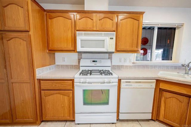 4650 Dulin 110, Fallbrook, CA 92028