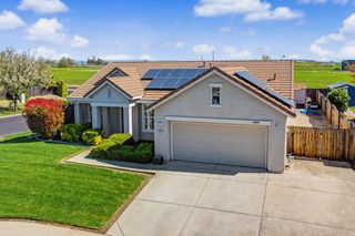 2361 Canyon Creek Trl, Plumas Lake, CA 95961