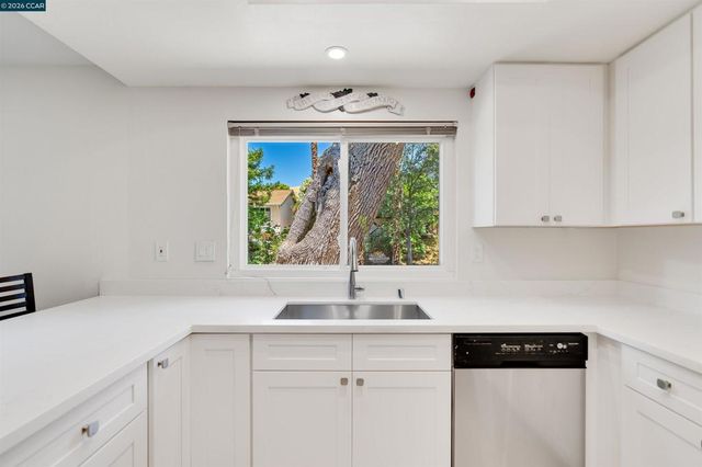 1829 Yolanda Cir, Clayton, CA 94517