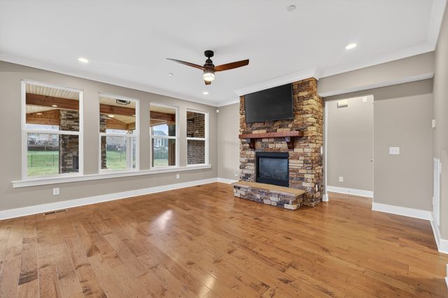 2713 Hargate Dr, Nolensville, TN 37135