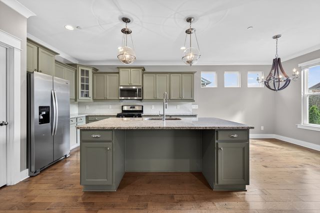 2713 Hargate Dr, Nolensville, TN 37135