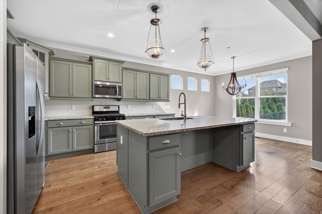 2713 Hargate Dr, Nolensville, TN 37135