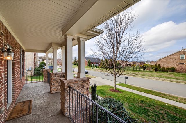 2713 Hargate Dr, Nolensville, TN 37135