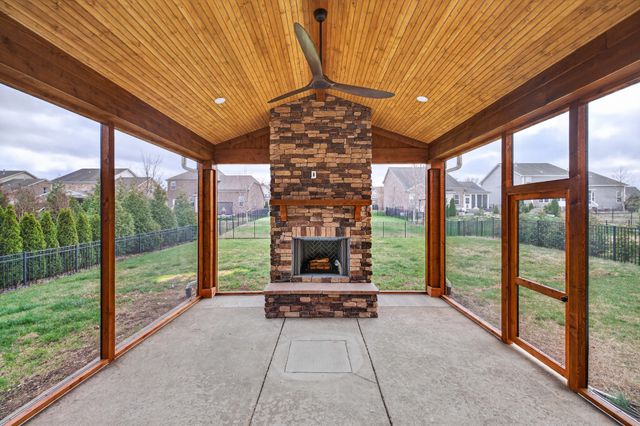 2713 Hargate Dr, Nolensville, TN 37135