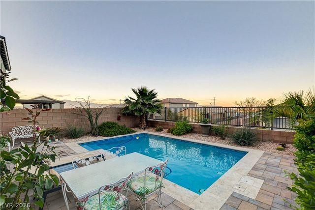 5402 Zacatin Court, Las Vegas, NV 89166