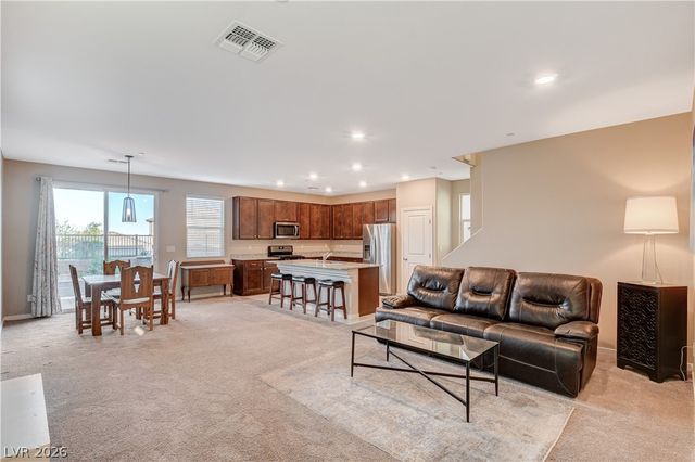5402 Zacatin Court, Las Vegas, NV 89166