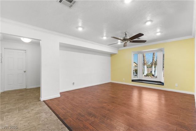 1885 Valley Drive, Las Vegas, NV 89108