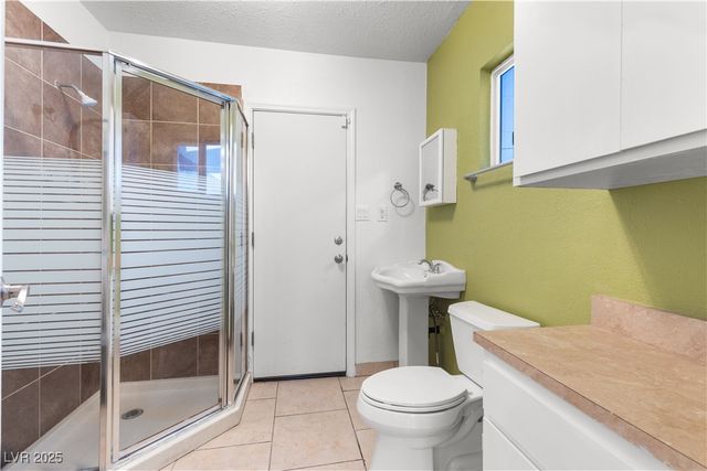 1885 Valley Drive, Las Vegas, NV 89108