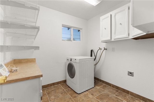 1885 Valley Drive, Las Vegas, NV 89108