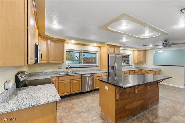 1885 Valley Drive, Las Vegas, NV 89108