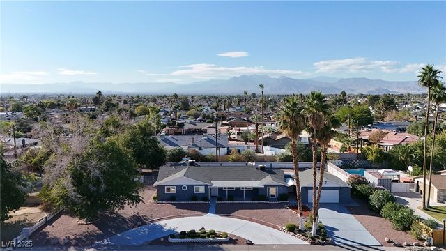 1885 Valley Drive, Las Vegas, NV 89108