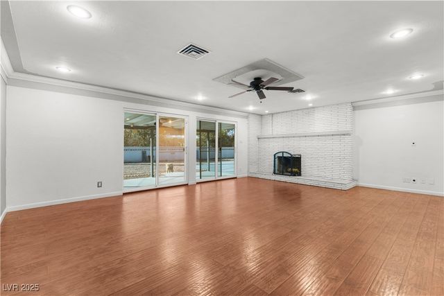 1885 Valley Drive, Las Vegas, NV 89108