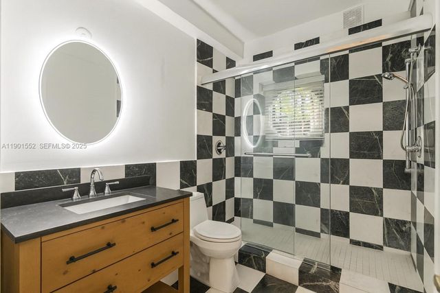 1951 Secoffee St, Miami, FL 33133