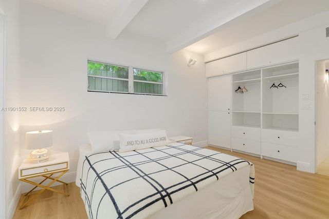 1951 Secoffee St, Miami, FL 33133