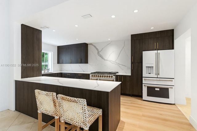 1951 Secoffee St, Miami, FL 33133