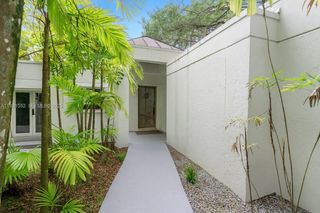 1951 Secoffee St, Miami, FL 33133