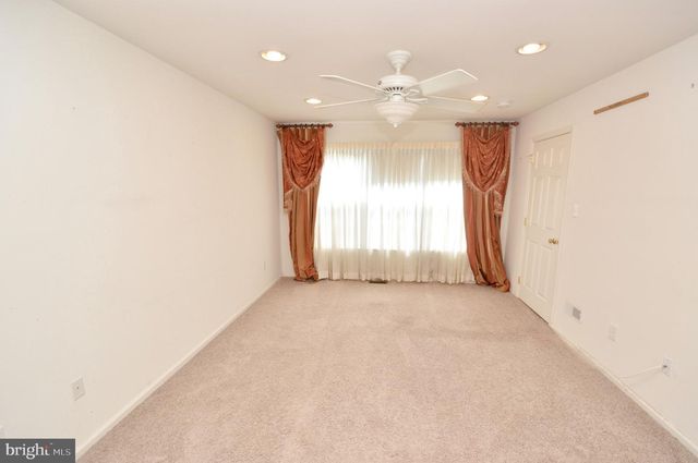 6404 BALTIMORE DR, Marlton, NJ 08053