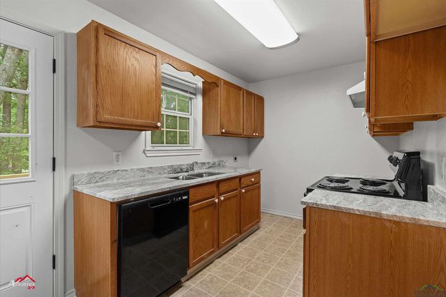 209 Norton, Longview, TX 75602