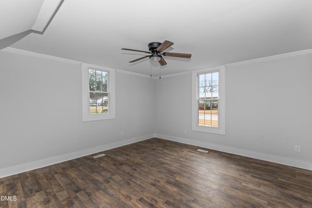 305 E Harnett Street, Benson, NC 27504