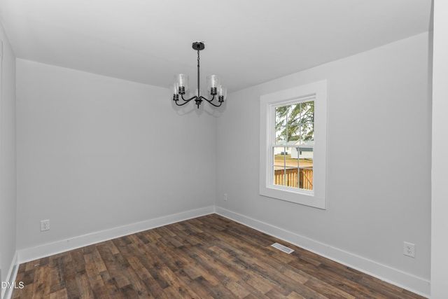 305 E Harnett Street, Benson, NC 27504