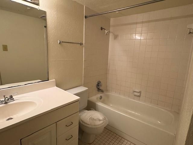 9101 Country Creek Drive 308, Houston, TX 77036