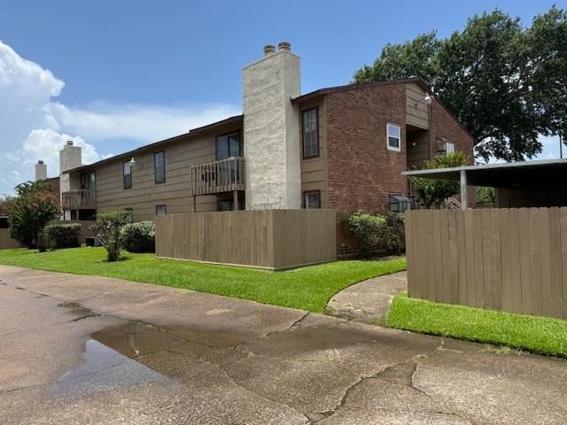 9101 Country Creek Drive 308, Houston, TX 77036