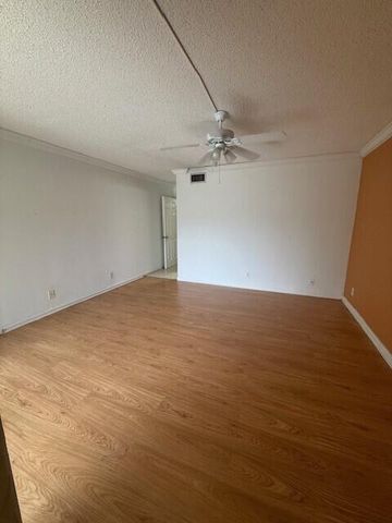 370 NW 76th Avenue 203, Margate, FL 33063