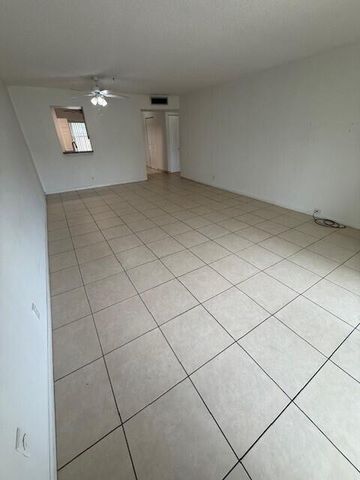 370 NW 76th Avenue 203, Margate, FL 33063