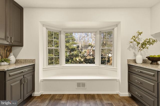 9308 BRIARWOOD PL, Fairfax, VA 22032