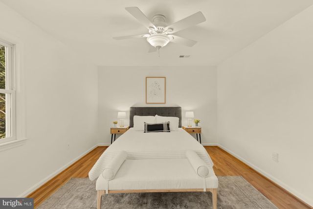 9308 BRIARWOOD PL, Fairfax, VA 22032