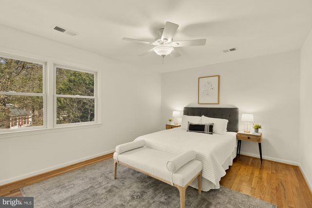 9308 BRIARWOOD PL, Fairfax, VA 22032