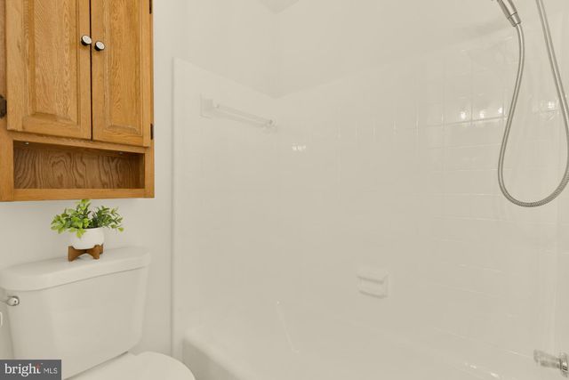 9308 BRIARWOOD PL, Fairfax, VA 22032