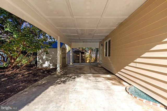 9308 BRIARWOOD PL, Fairfax, VA 22032