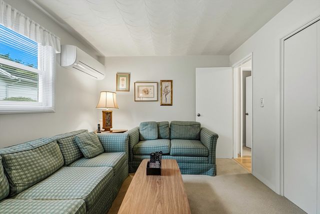 57 Prior Dr, Framingham, MA 01701