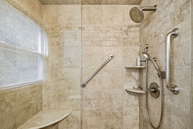 57 Prior Dr, Framingham, MA 01701