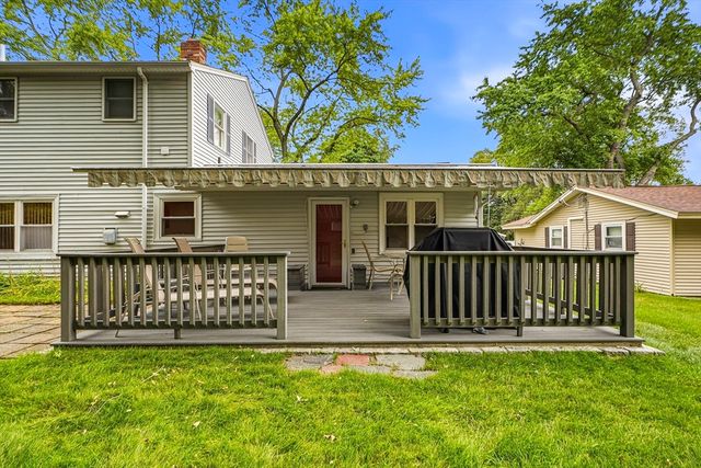 57 Prior Dr, Framingham, MA 01701