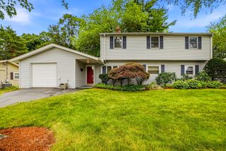 57 Prior Dr, Framingham, MA 01701