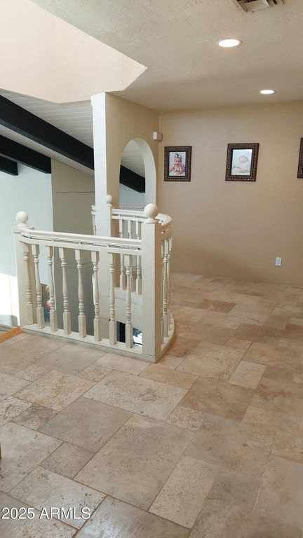 Image 22 of property listing at 8915 N Invergordon Road, Paradise Valley, AZ 85253