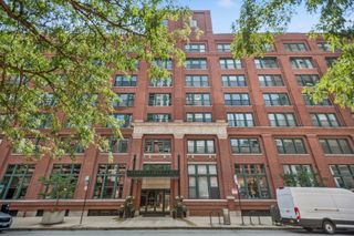 411 W Ontario Street 322, Chicago, IL 60654